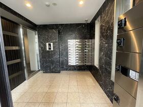 14/16 エントランス