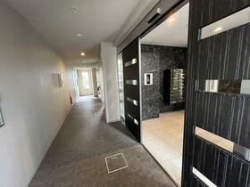 15/16 エントランス