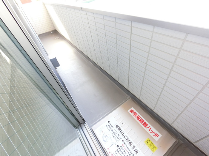 13/23 バルコニー