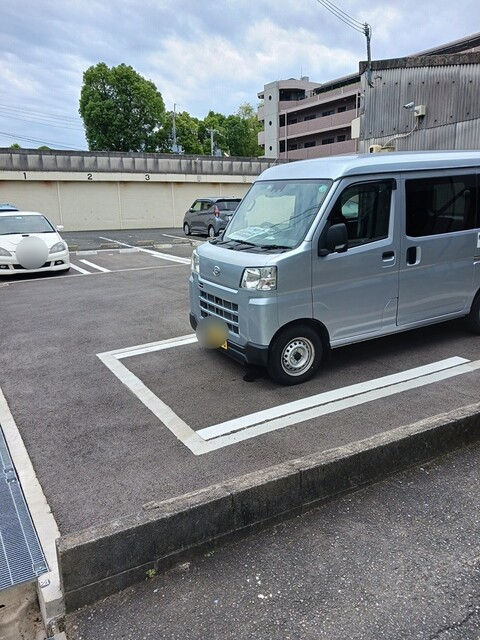 14/20 駐車場