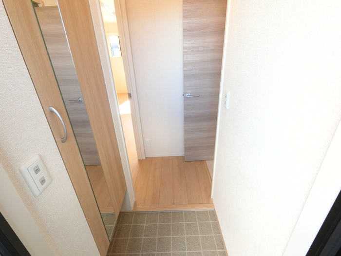 6/23 玄関