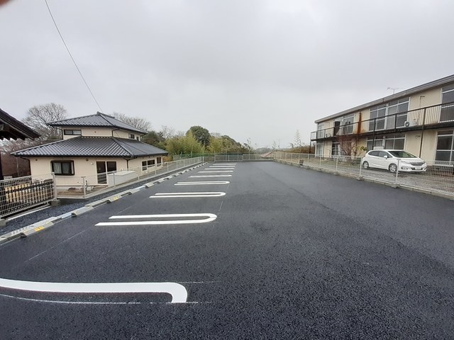 14/20 駐車場