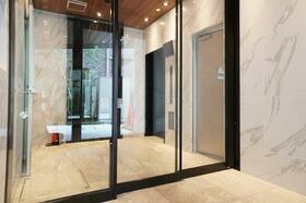 6/6 エントランス