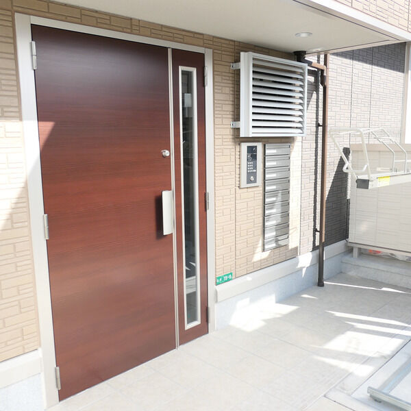 4/4 エントランス