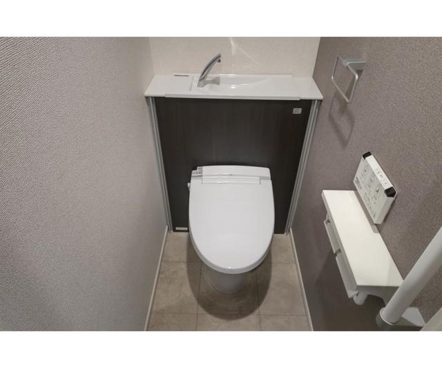 23/30 トイレ