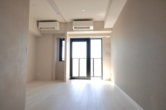 13/30 リビング/ダイニング