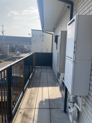 18/25 バルコニー