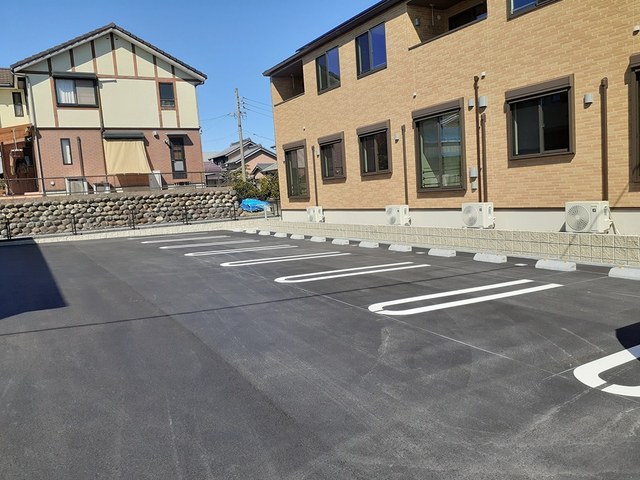 14/20 駐車場
