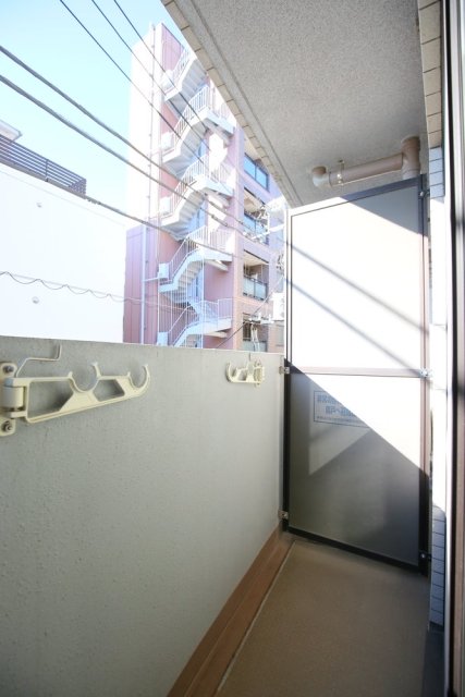 13/21 バルコニー