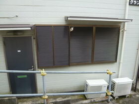 15/15 エントランス