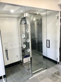 16/16 エントランス