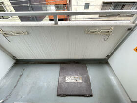 13/16 バルコニー