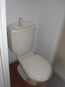 13/15 トイレ