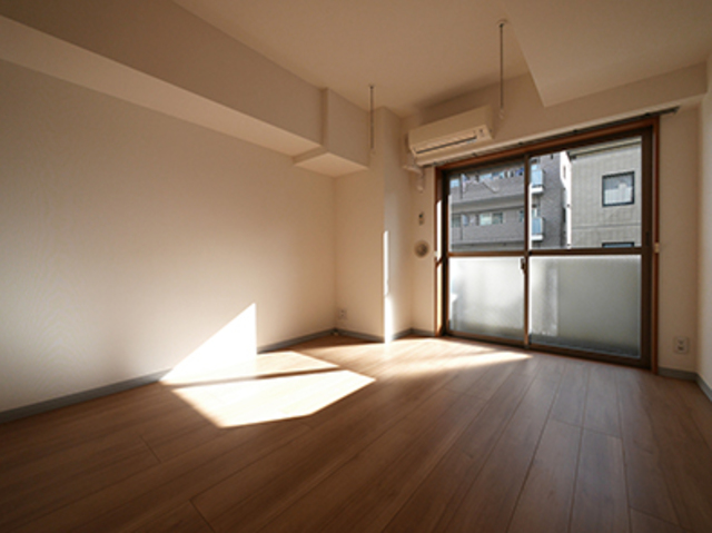 20/28 リビング/ダイニング