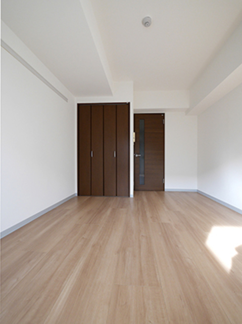 18/29 リビング/ダイニング