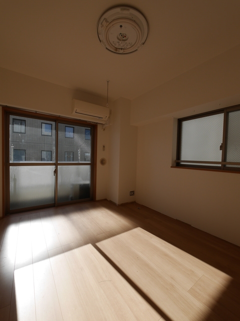 13/29 リビング/ダイニング