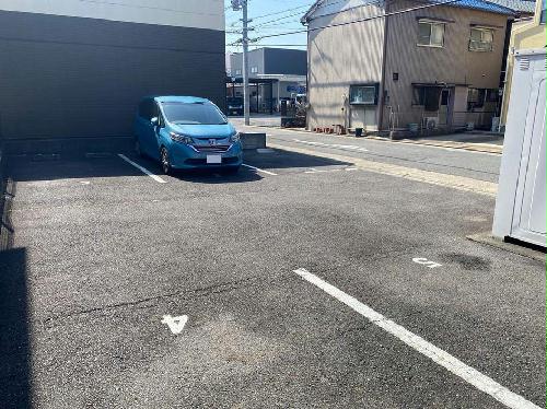 10/10 駐車場