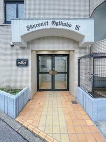 16/16 エントランス