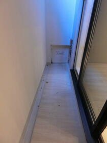 14/16 バルコニー