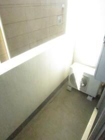 13/18 バルコニー