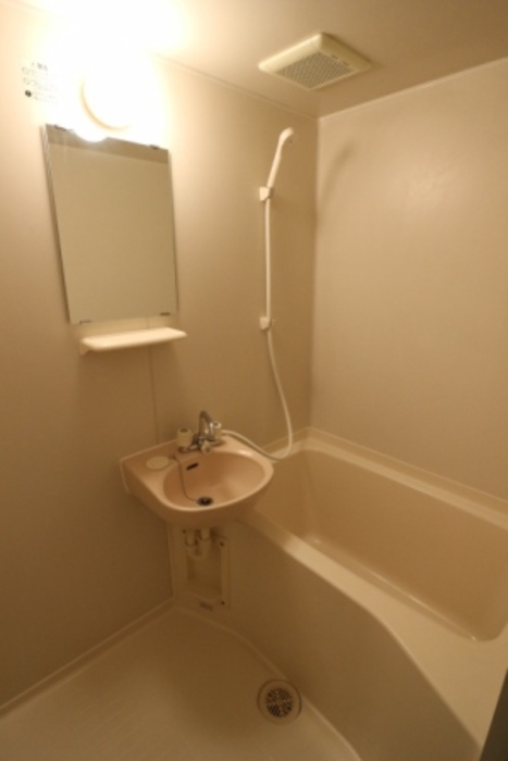 7/15 浴室