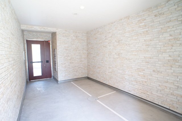 20/28 エントランス