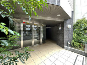 16/22 エントランス