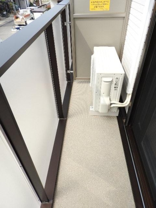 13/22 バルコニー