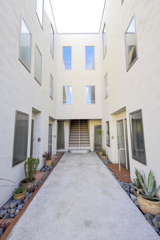 2/3 エントランス