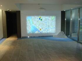 15/16 エントランス