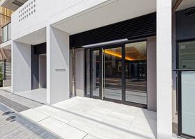 14/14 エントランス