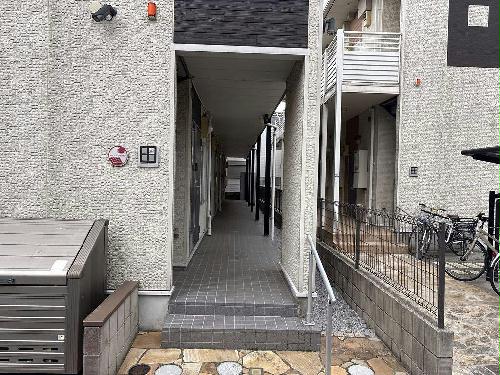 14/14 エントランス