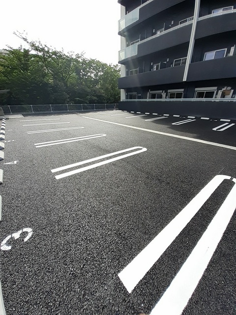14/23 駐車場