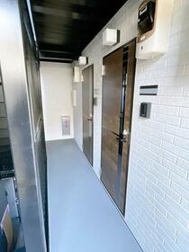 16/16 エントランス