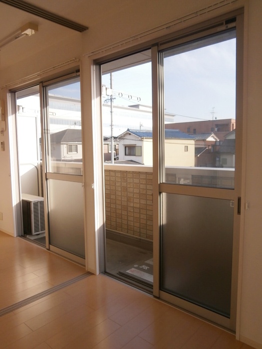 16/18 バルコニー