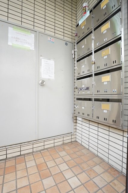 19/21 エントランス