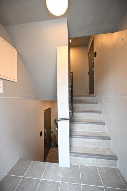 24/29 エントランス