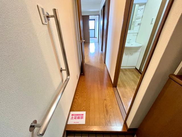 15/27 玄関