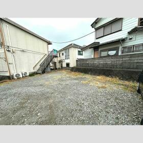 15/15 駐車場