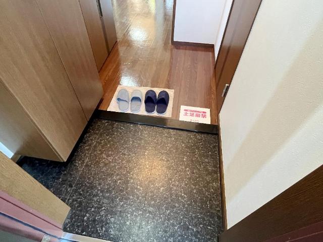 15/27 玄関