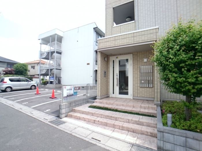 9/10 エントランス