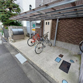 14/21 駐車場