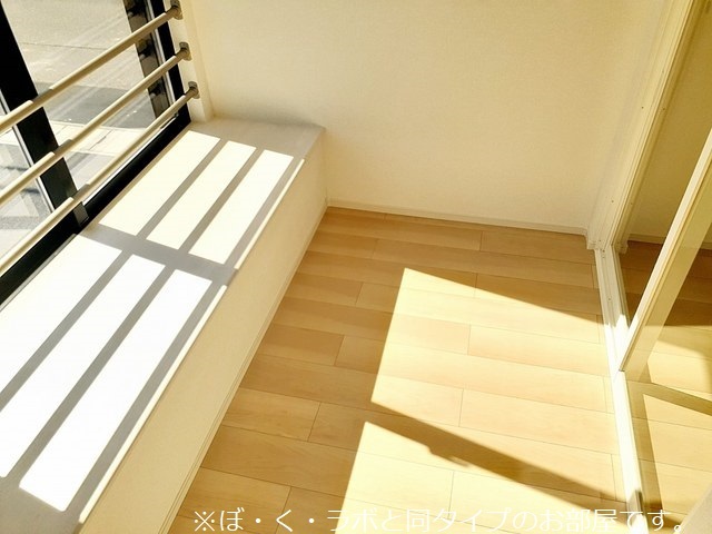 13/20 バルコニー