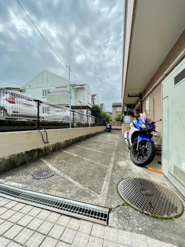 19/28 エントランス