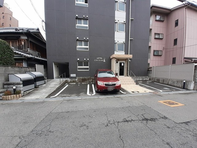 2/8 駐車場