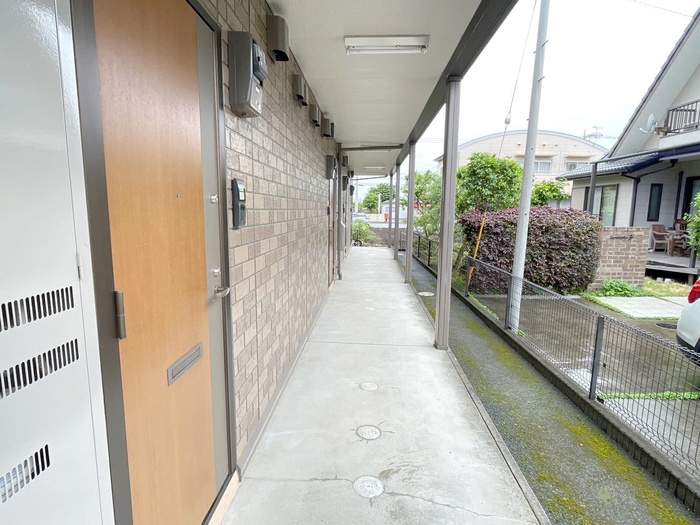 17/19 エントランス