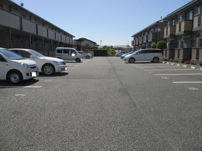 16/25 駐車場