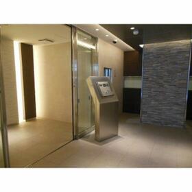 22/30 エントランス