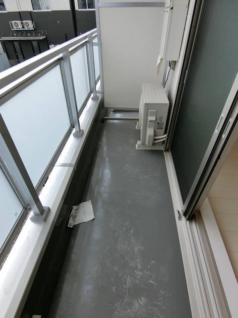 19/22 バルコニー