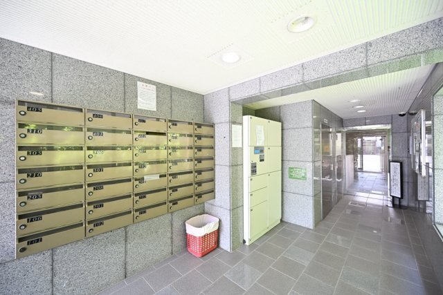 4/5 エントランス